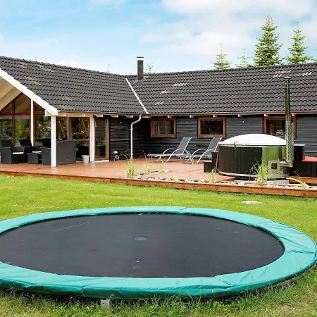 5 Star Holiday In V Ggerl Se Bøtø By